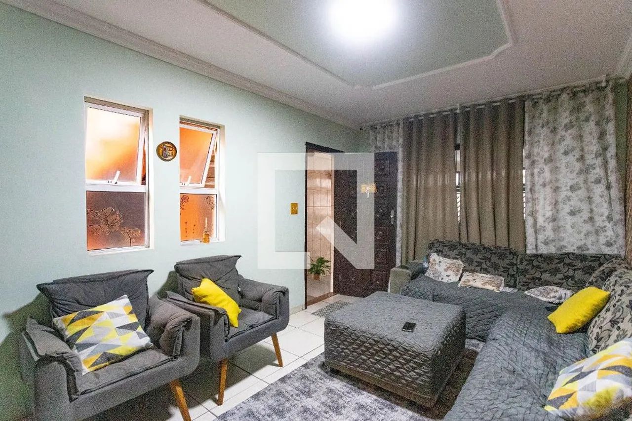 Casa à Venda - Taboão, 3 Quartos, 300 m2 - Foto 4