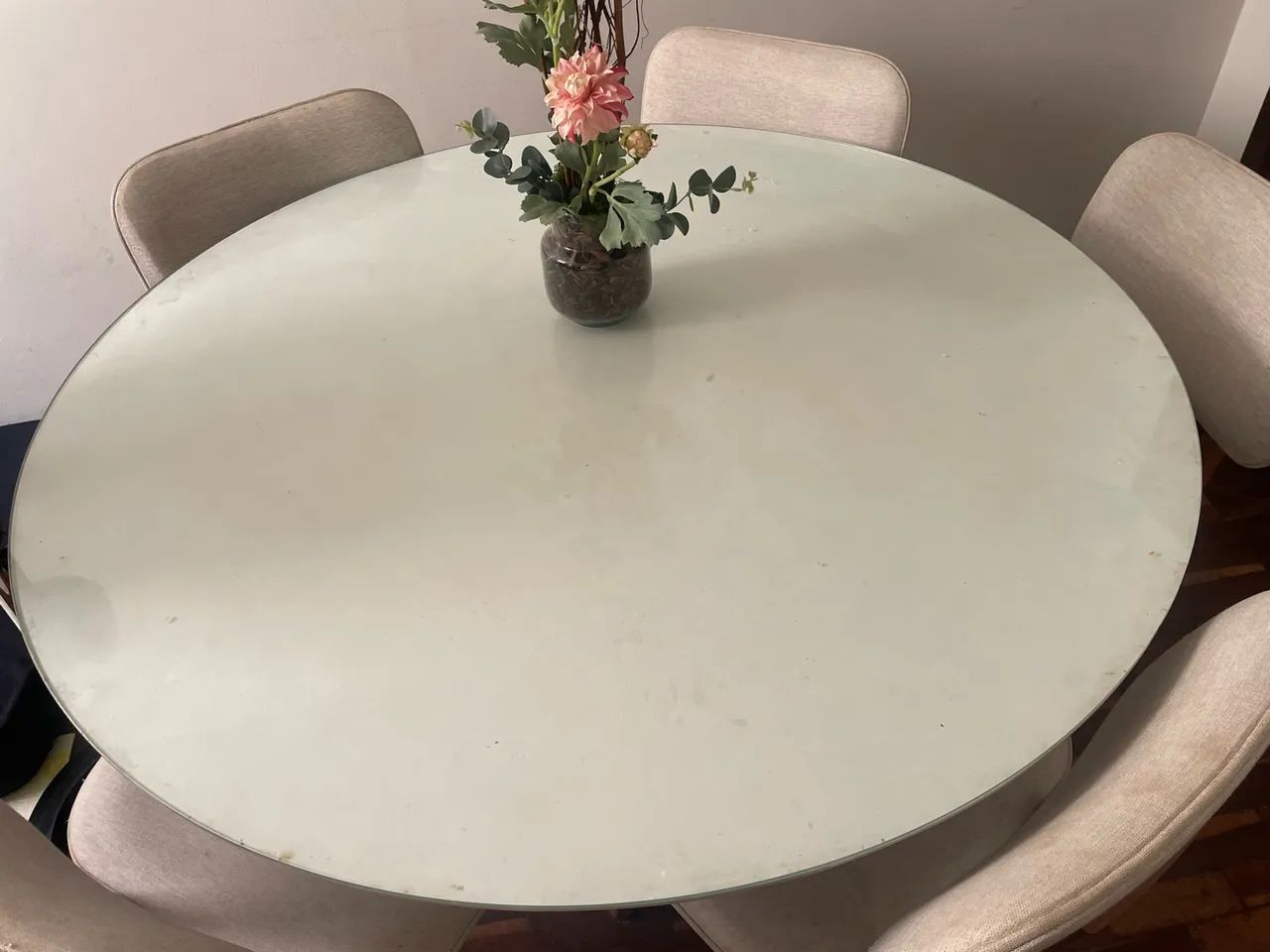 Mesa com 6 cadeiras  - Foto 2
