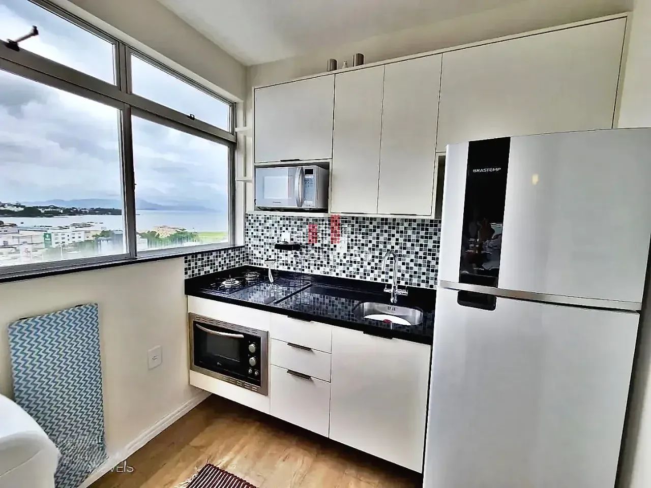 Apto para venda com 1 quarto em Campinas - São José - SC