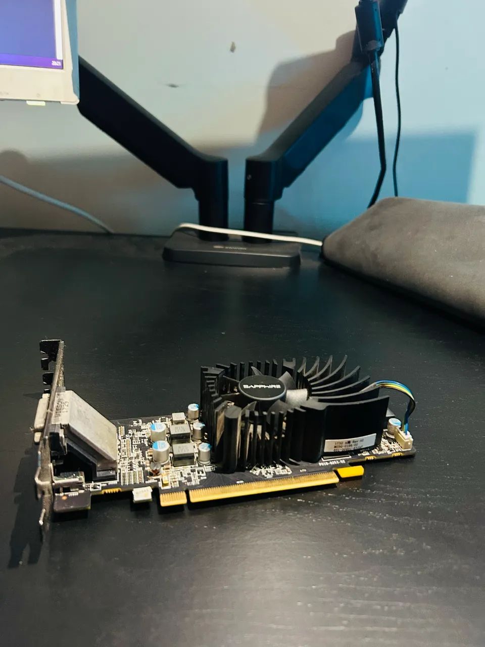 RX 550 Shappire 4gb - Foto 4