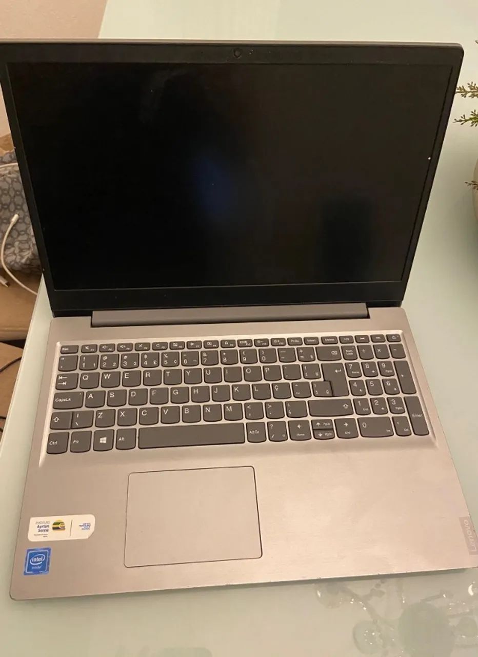 Notebook Lenovo prata