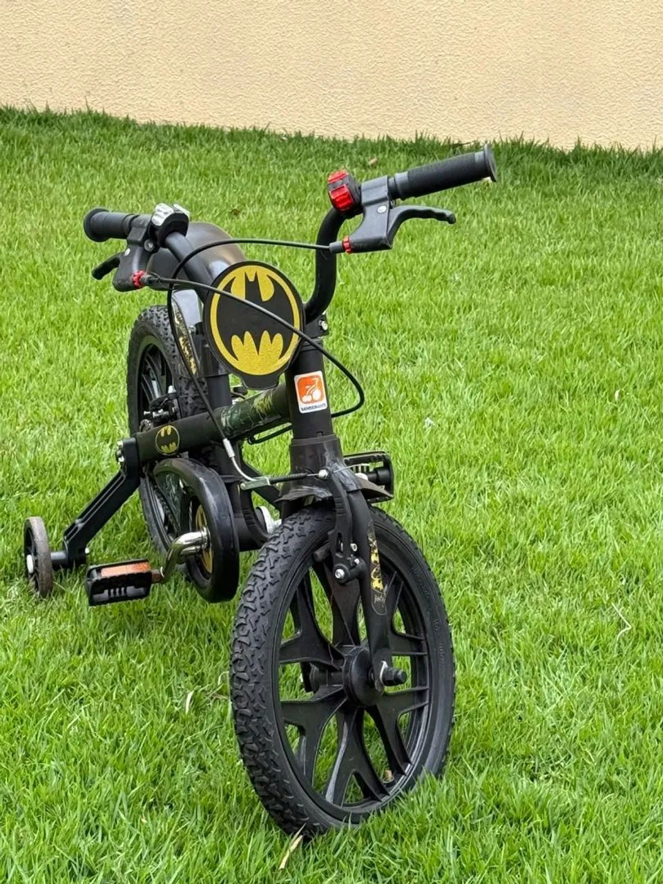 Bicicleta Batman - marca Bandeirantes  - Foto 3