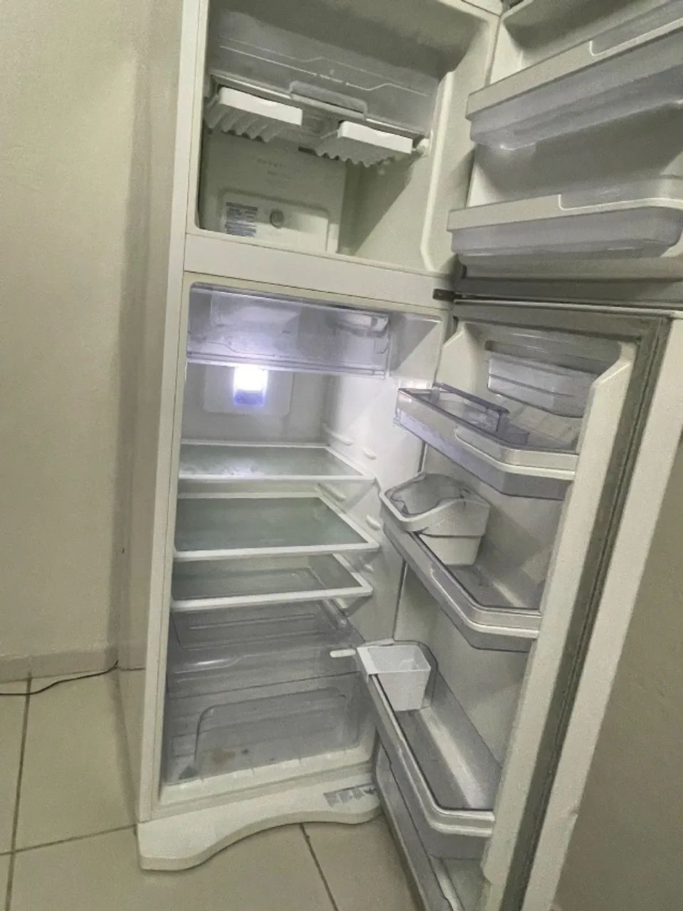 Geladeira eletrolux - Foto 4