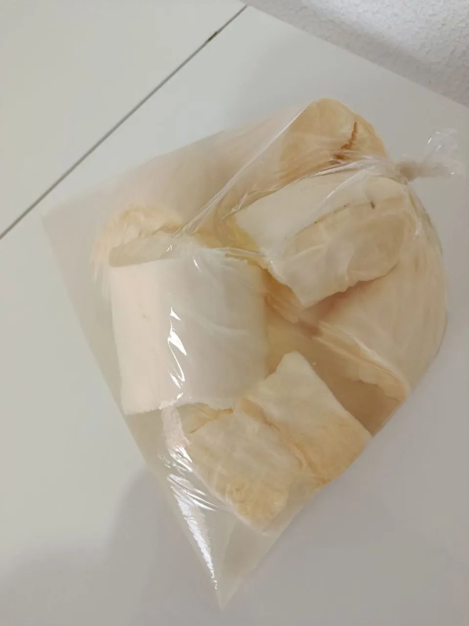 Mandioca amarela de mesa  - Foto 4