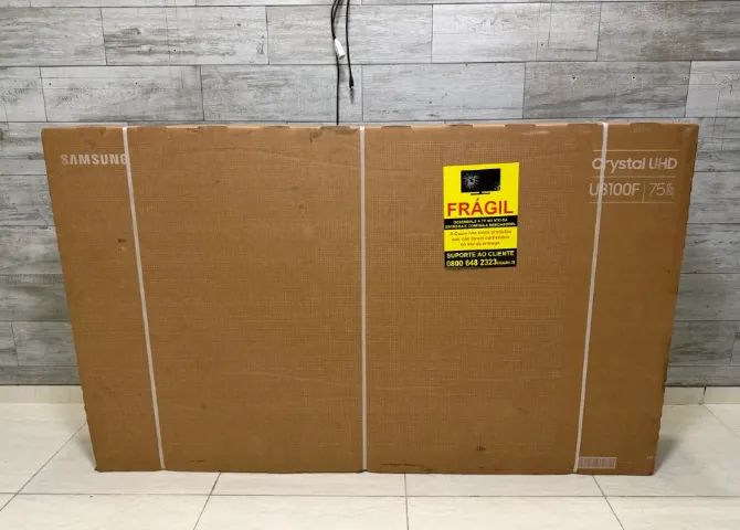 Smart TV 75? Samsung Crystal 4K Nova Lacrada
