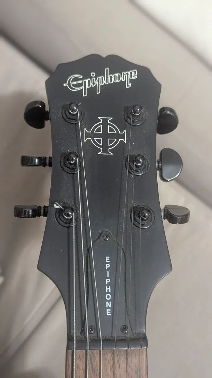 Guitarra Epiphone Les Paul Studio Gothic - Foto 4