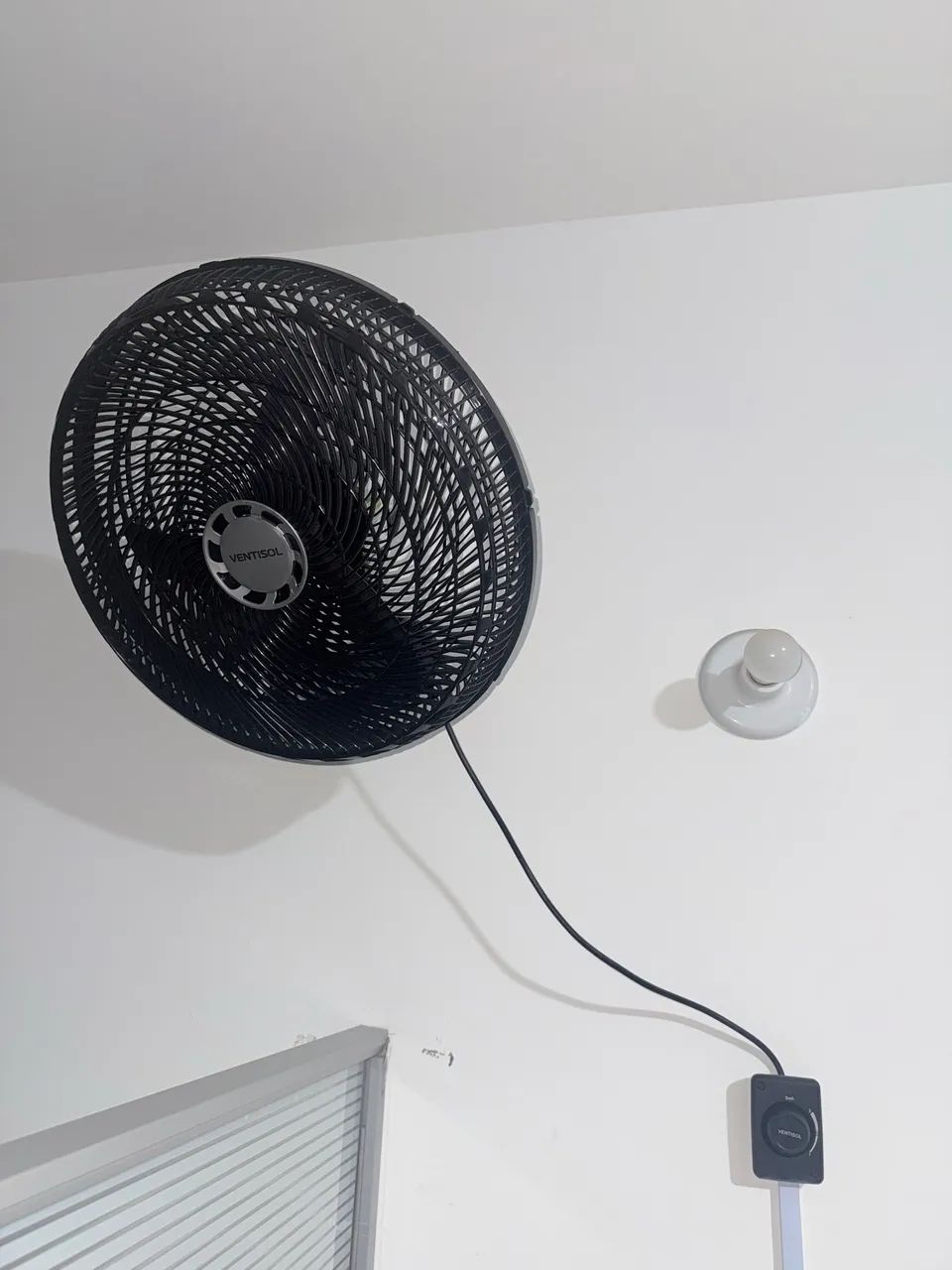 Ventilador de Parede Ventisol - Semi Novo - Foto 4