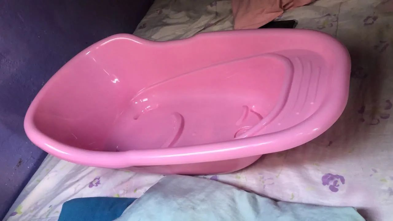 Banheira Rosa de neném  - Foto 2