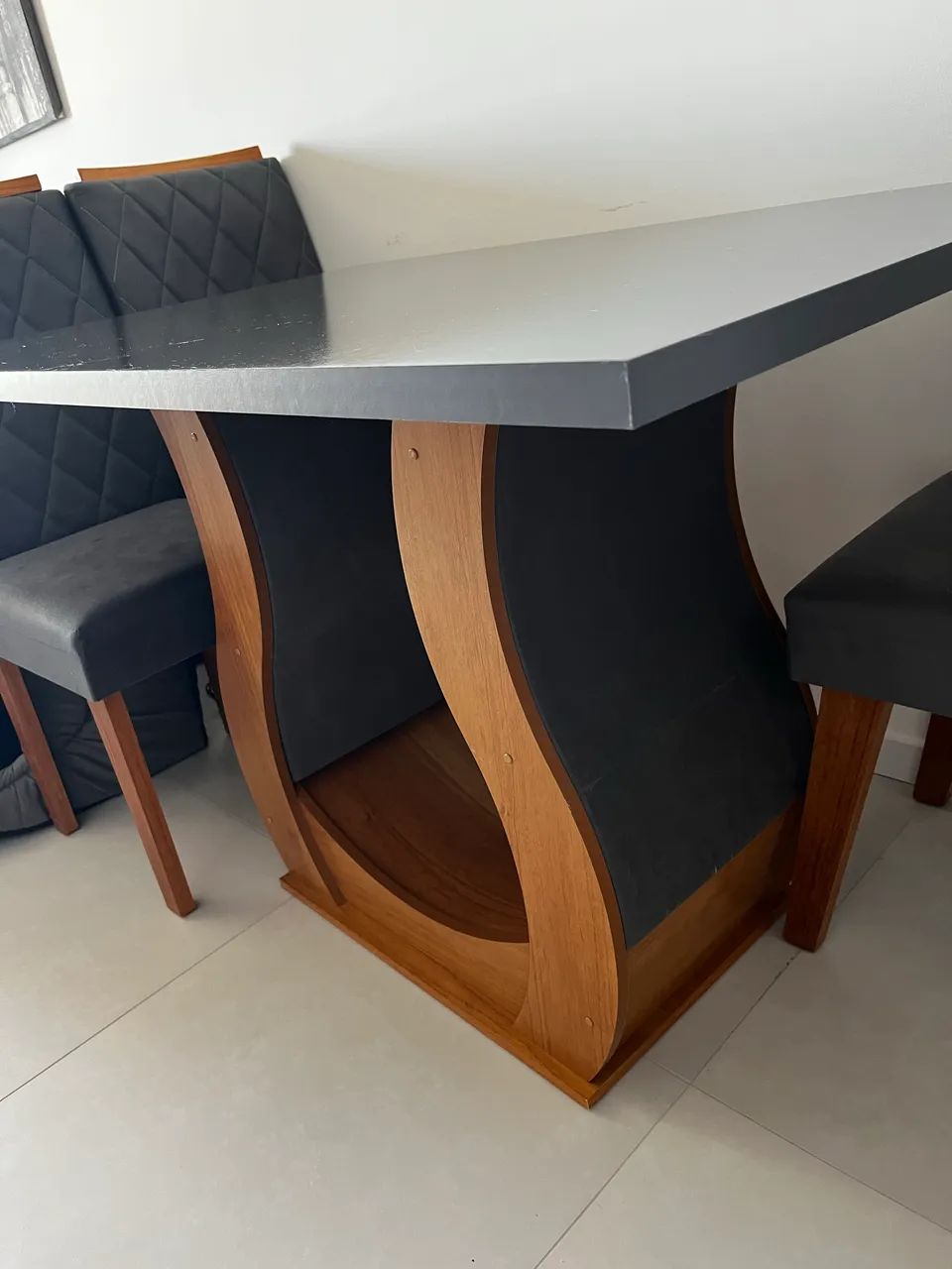 Mesa com 4 cadeiras - Foto 4