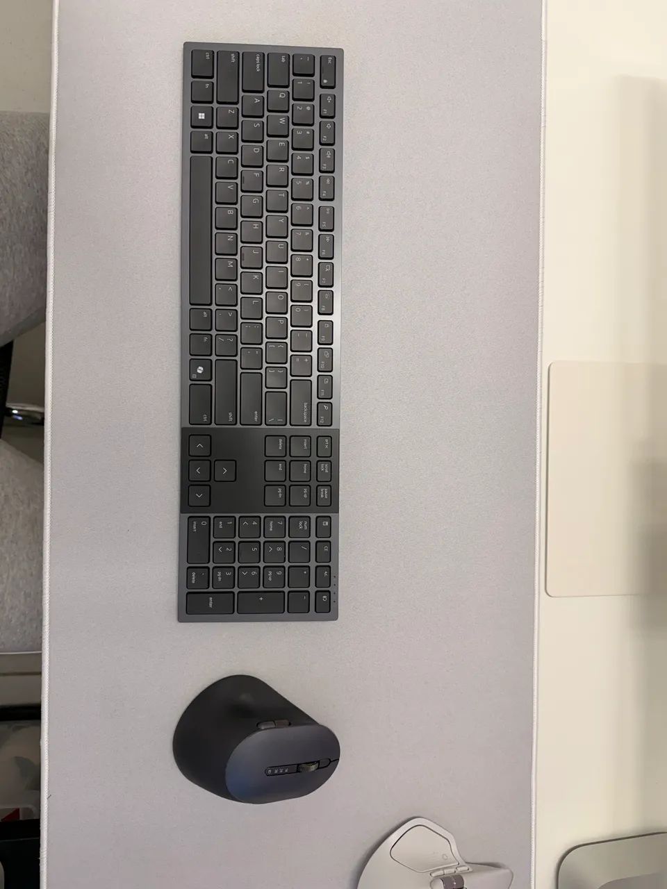 Teclado e mouse sem fio Dell Premier Km900 - Foto 3