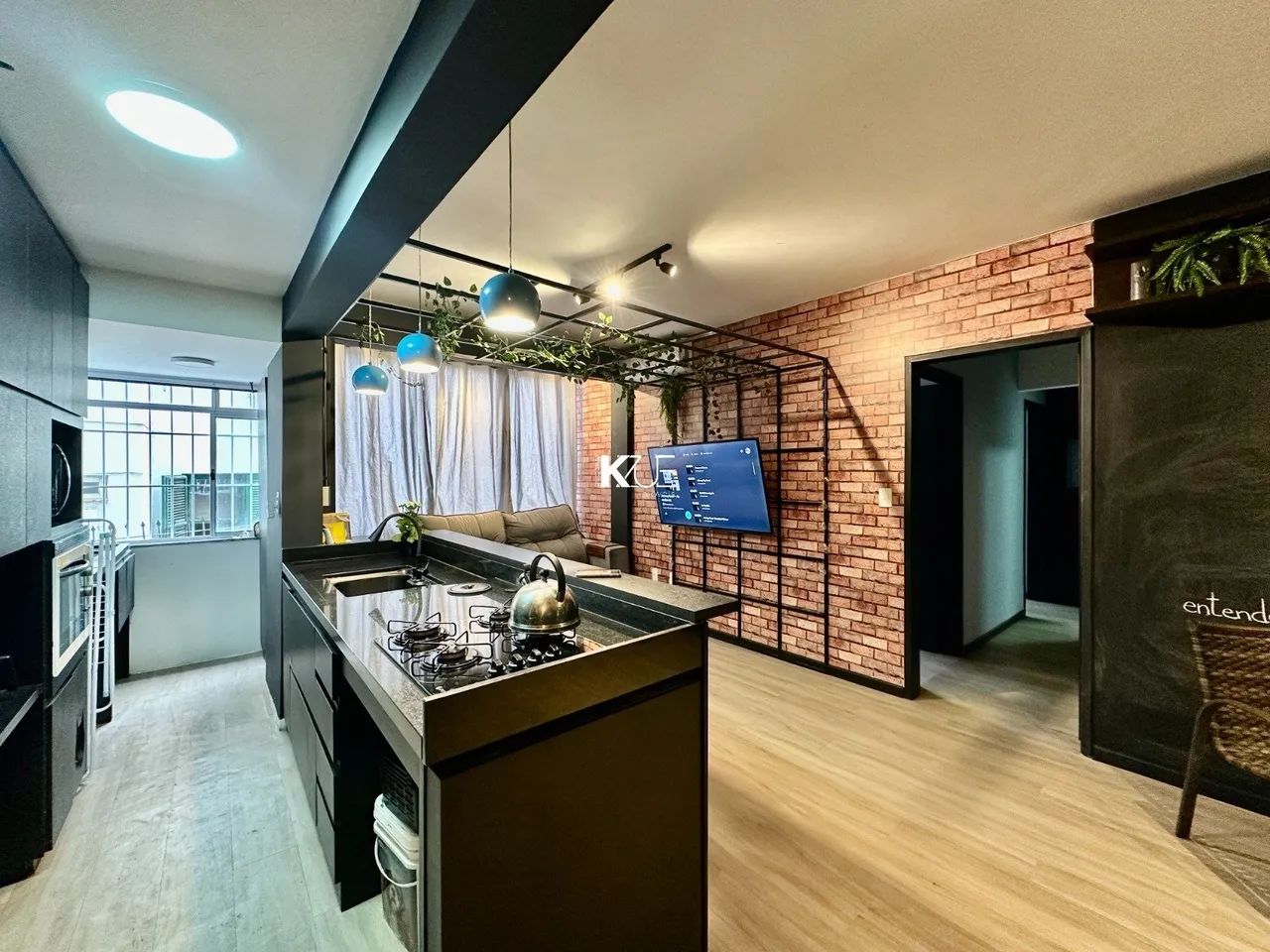 Apartamento de 2 dormitórios com suíte e elevador! - Foto 2