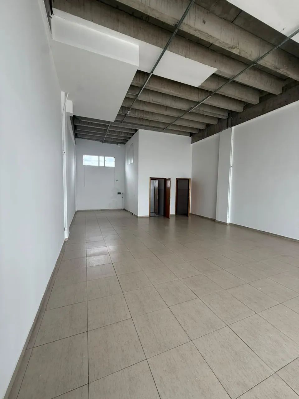 Salão Comercial Catharina Zanaga - Foto 2