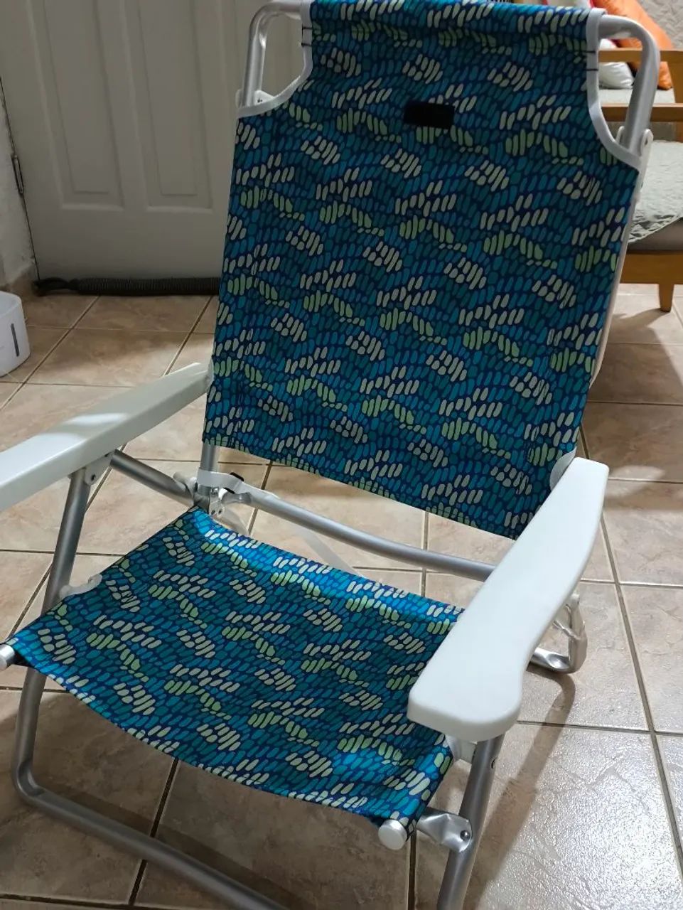 Cadeira de praia nova 