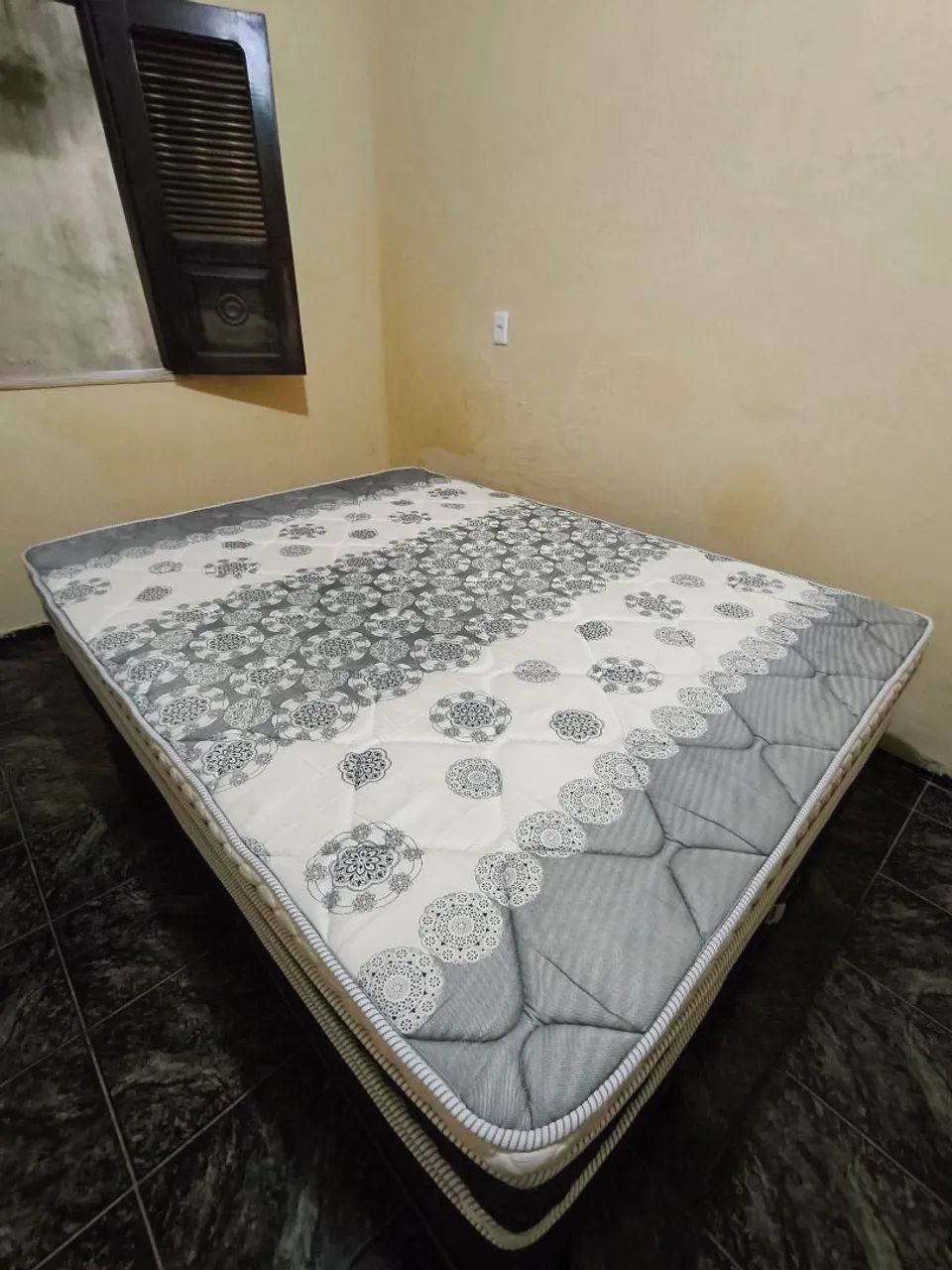 Cama box casal 