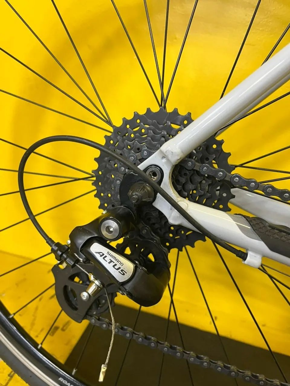 Bicicleta Speed Absolute tam 52 - Shimano - Roda Vzan - Foto 2