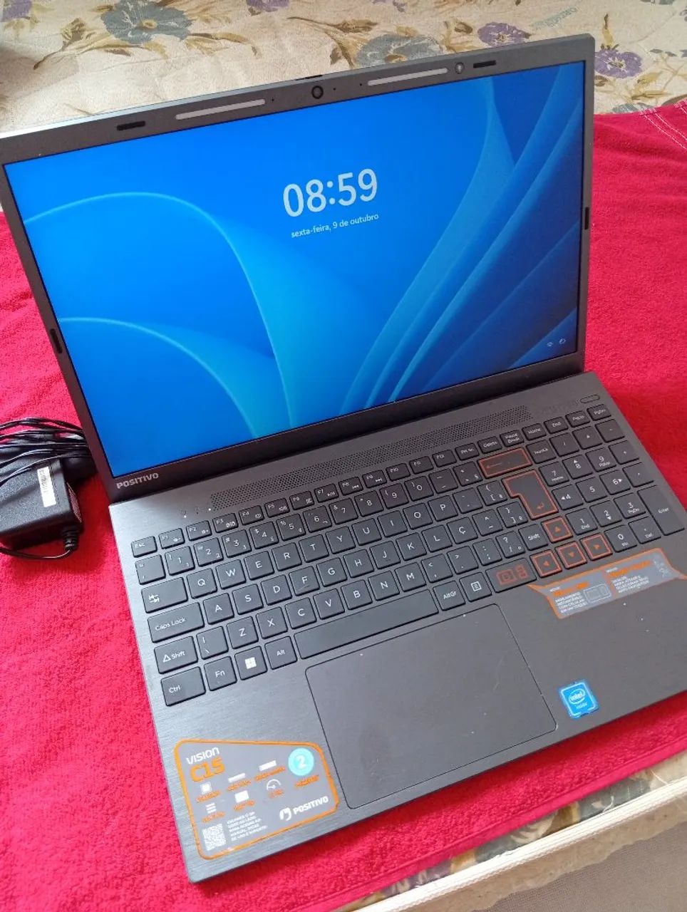  NOTEBOOK C15 POSITIVO EM PERFEITO ESTADO.