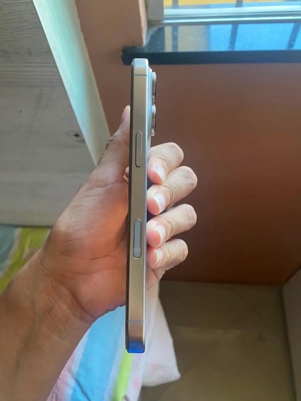 Iphone 16 pro 126GB - Foto 2
