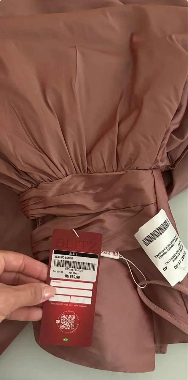 Vestido elegante e versátil 