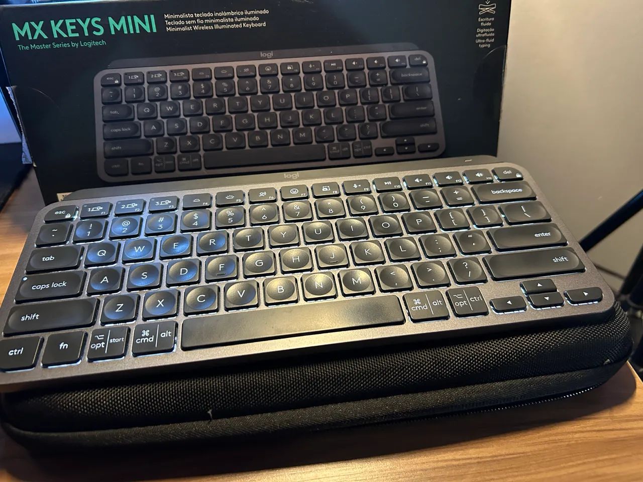 Teclado Logitech MX Keys Mini - Foto 5