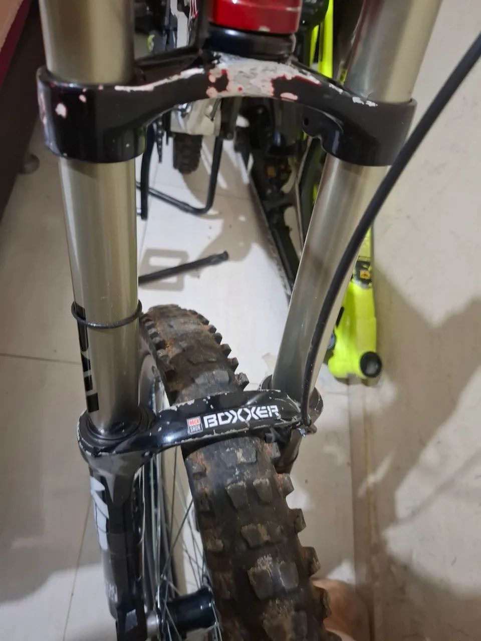 Suspensão rock shock boxxer wc 2012 - Foto 3