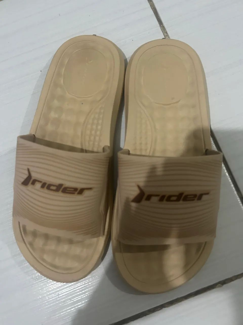 Chinelo Rider 