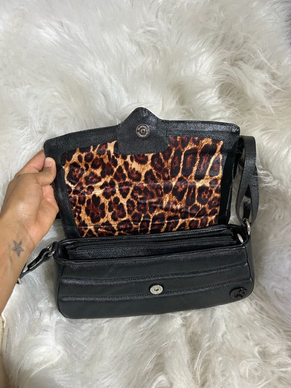 Bolsa Baguete Leopardo Carmens Stephens  - Foto 5