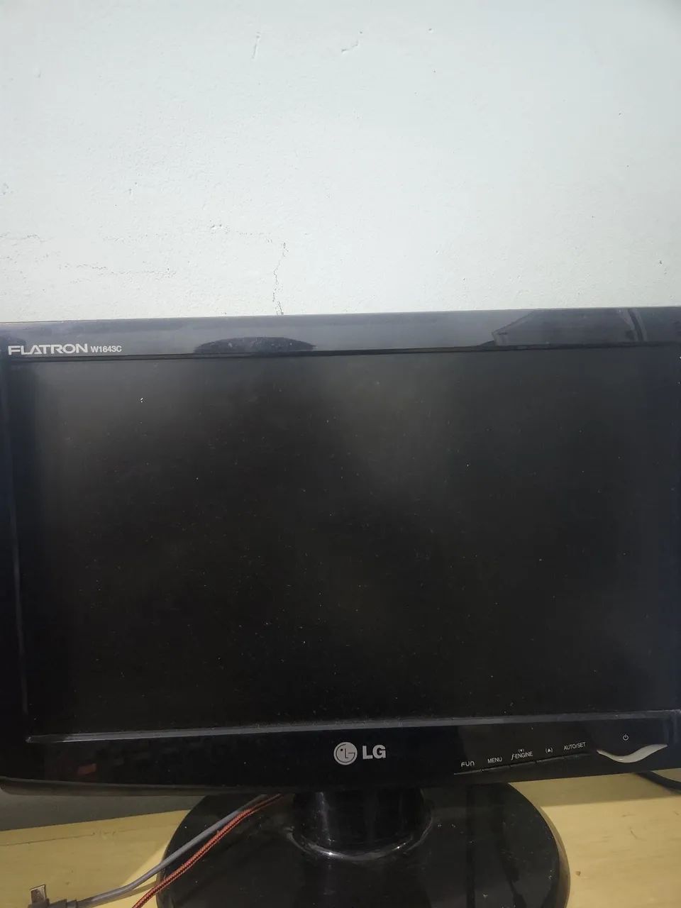 Monitor lg baratinho