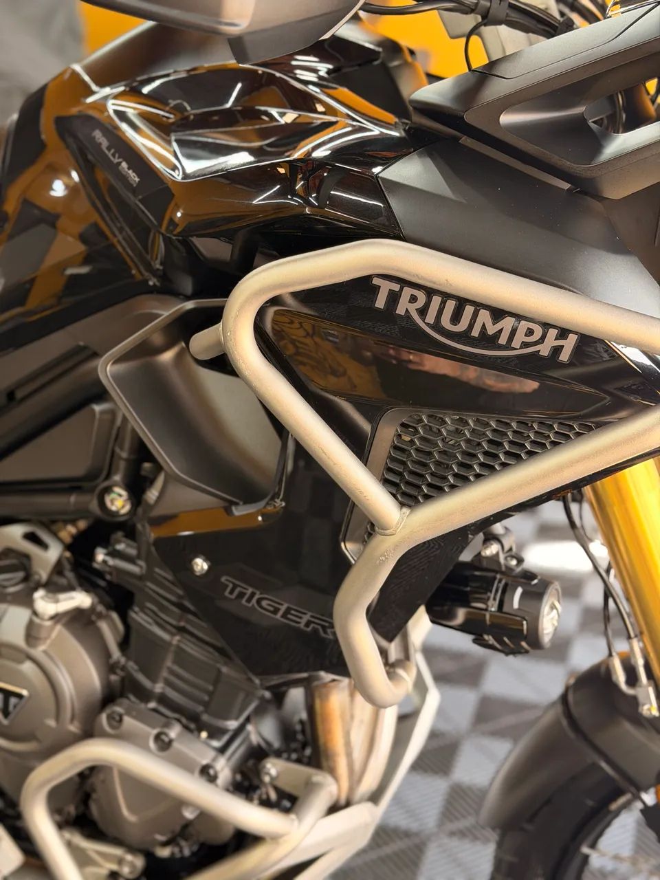 TIGER 1200 BLACK EDITION - Foto 4