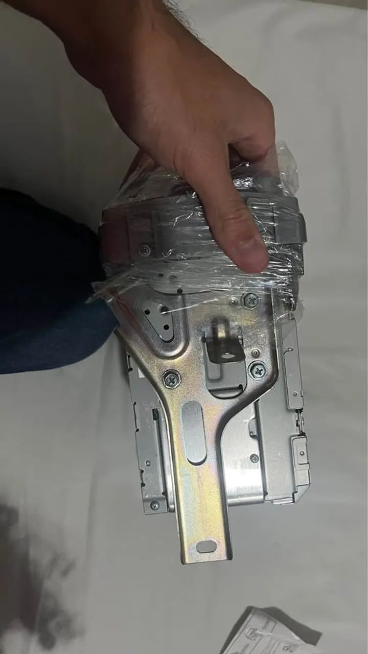 Central multimídia original da Toyota Hilux e SW4 fabricadas entre 2012 e 2015 - Foto 3