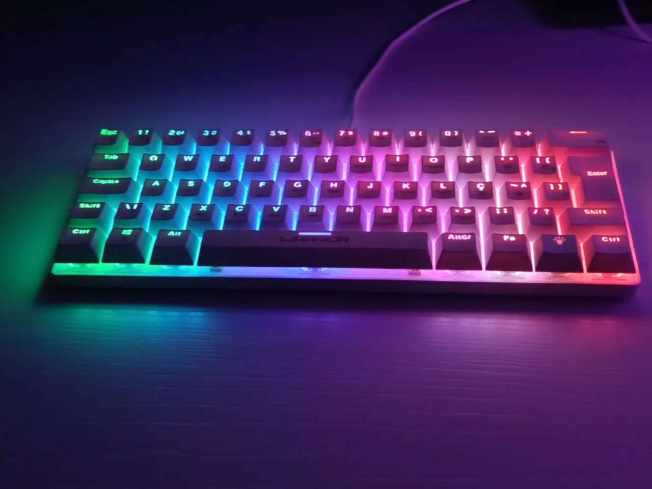 Teclado mecânico Warrior RGB banco  - Foto 3