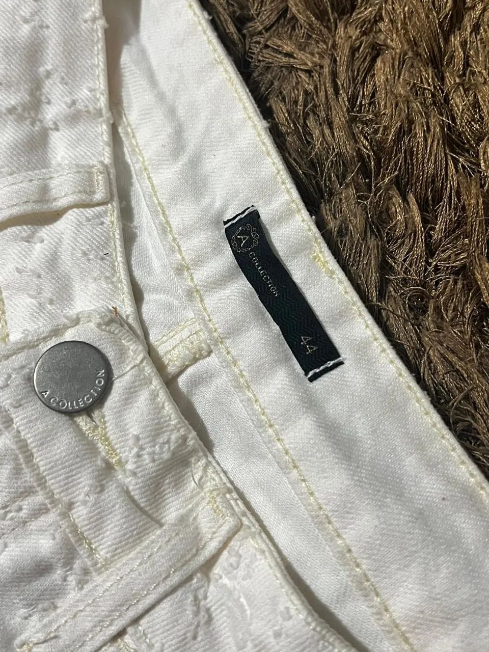 Calça jeans Off White com pérolas  - Foto 5