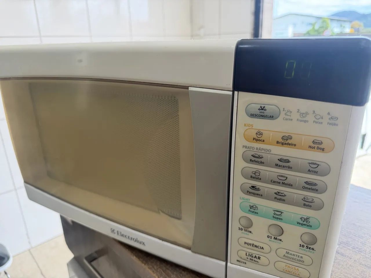 Microondas Electrolux 25 litros  - Foto 2