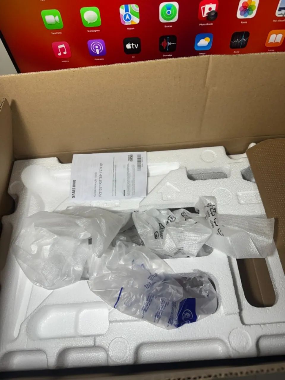 Monitor Samsung 24" Full HD IPS T350 - Foto 2