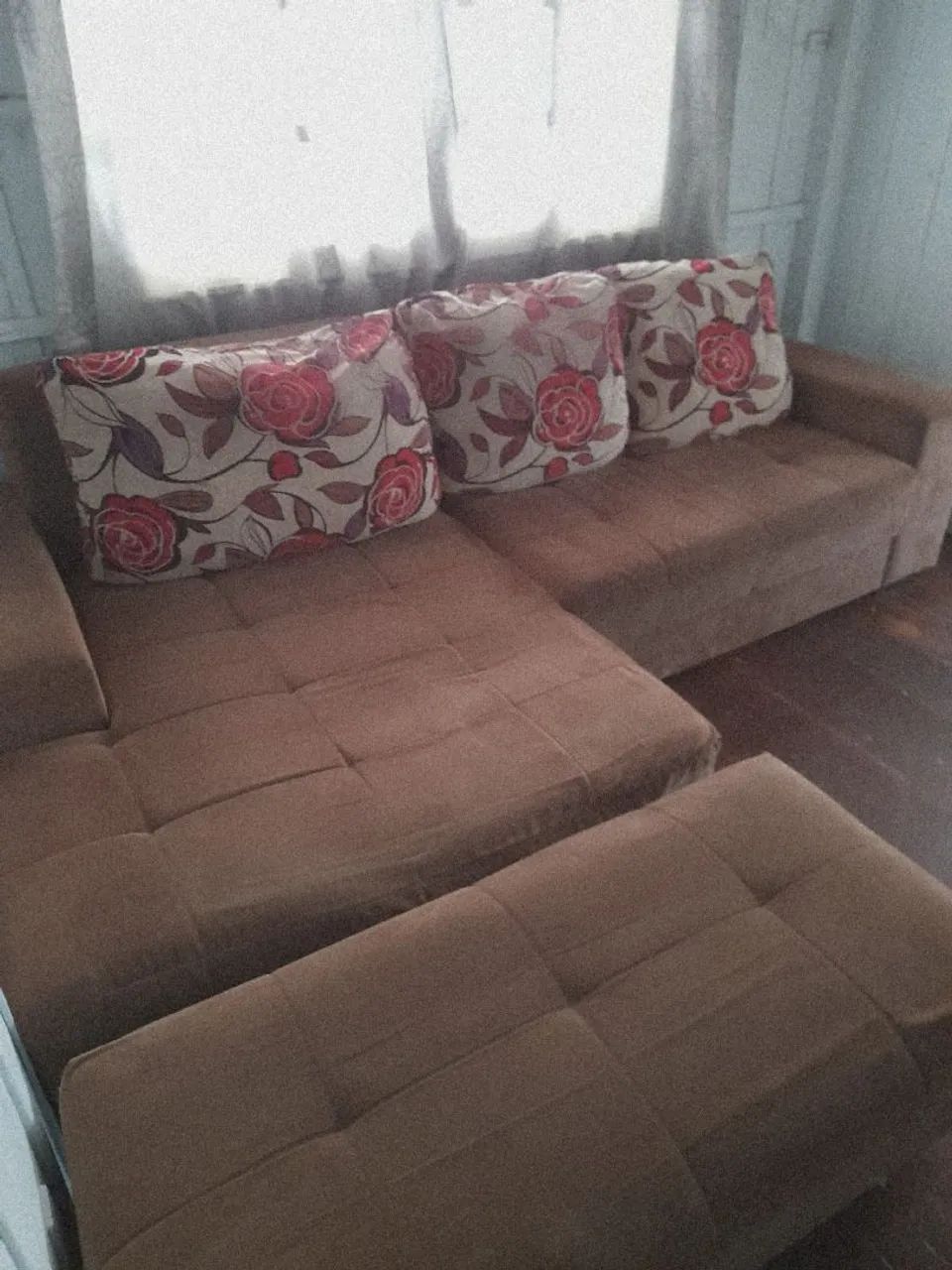 Sofá retrátil barato