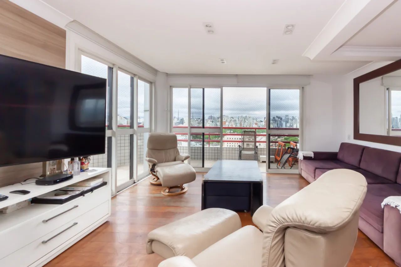 Duplex para venda em Itaim Bibi com 4 quartos, sendo 4 suítes, 190m² - Foto 2
