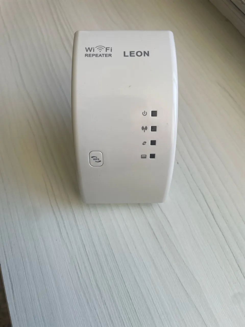 Repetidor Wi-Fi Leon com WPS