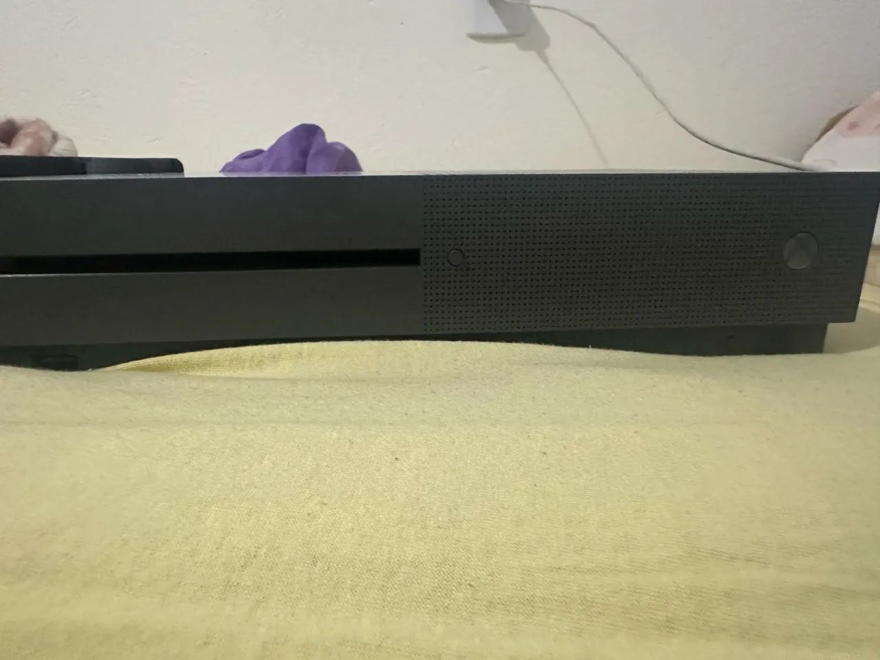 Xbox one s chumbo com 1 controle  - Foto 3