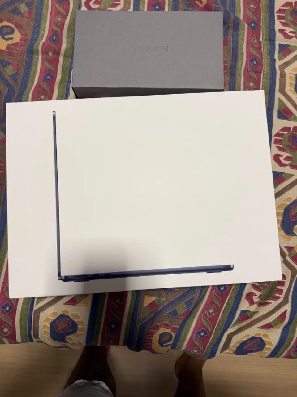 Mac book é Apple Watch Ultra 2 