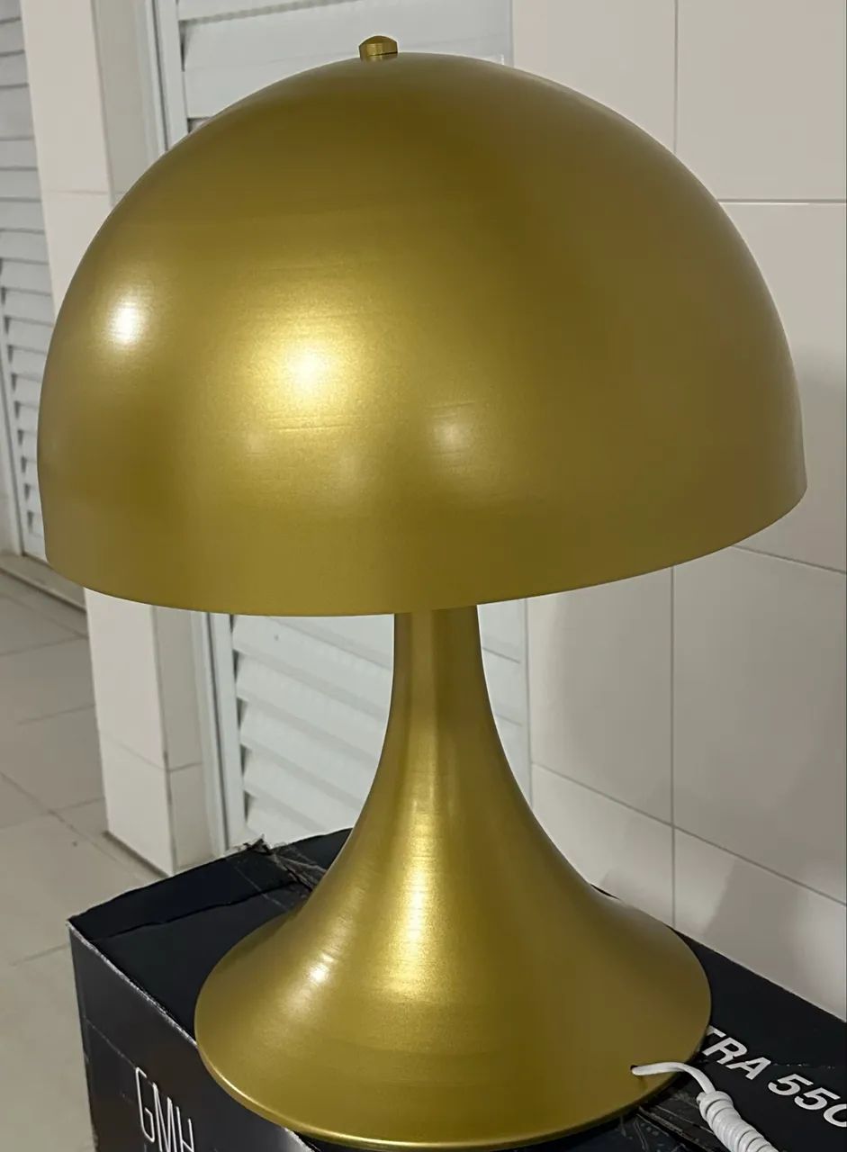Abajur de Mesa Dourado  - Foto 4