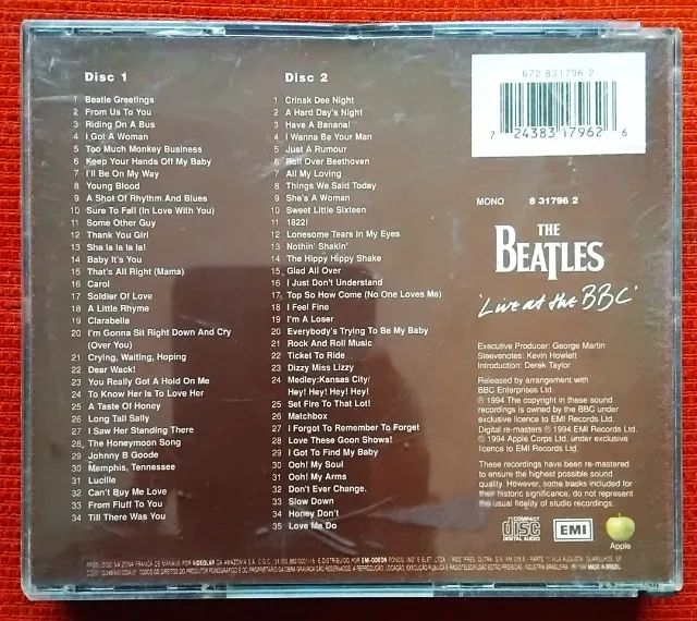CD Rock Duplo The Beatles Live At The BBC (Bom estado) - Foto 2