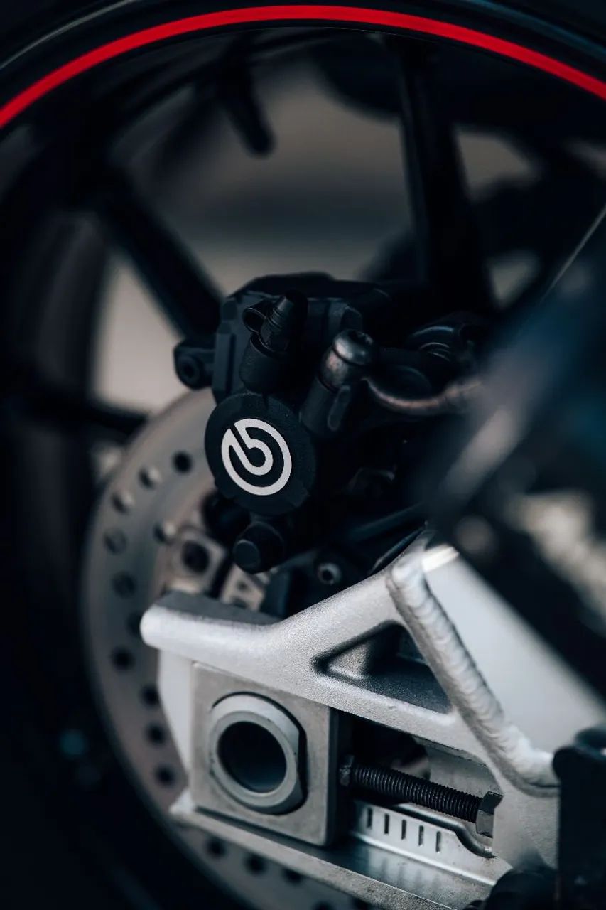 BMW S1000 RR (2019) - Foto 5