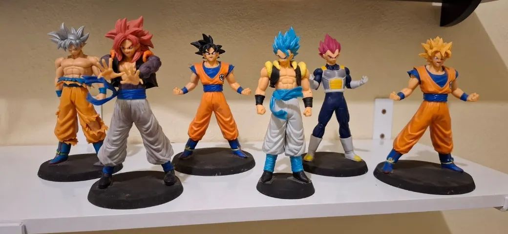 Lote 6 Action Figures Dragon Ball