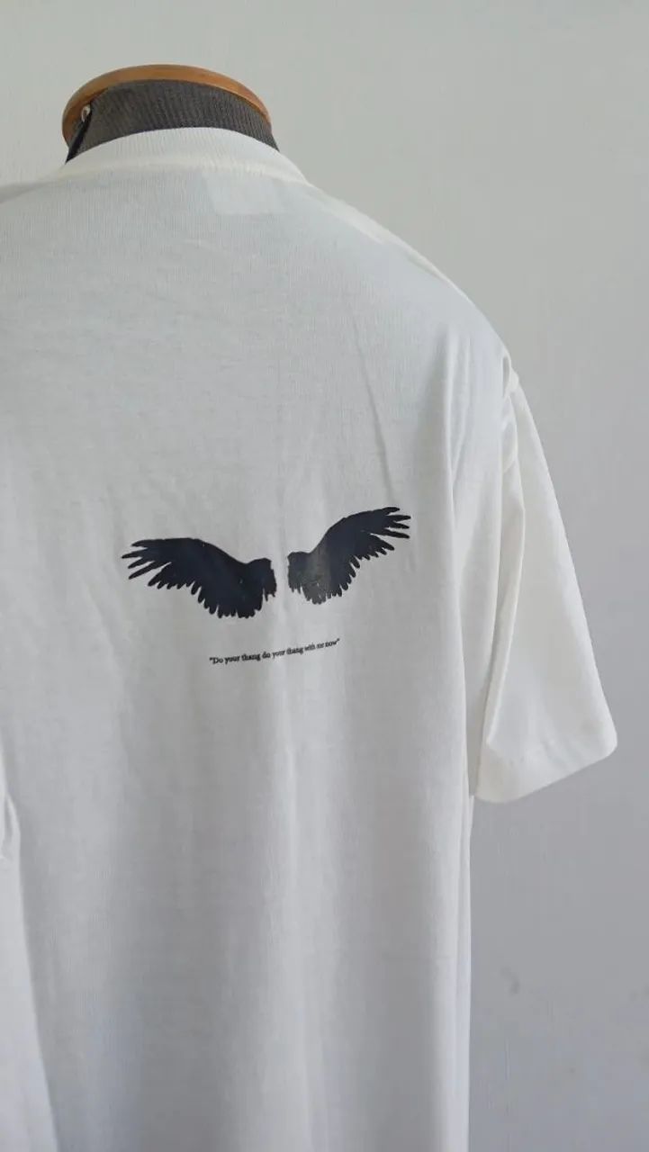 CAMISA BLACK SWAN BTS NOVA SEM USO - Foto 4