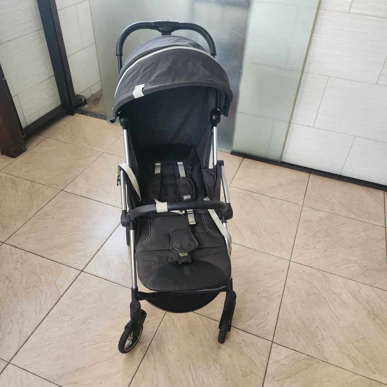 Carrinho de bebê.  - Foto 4