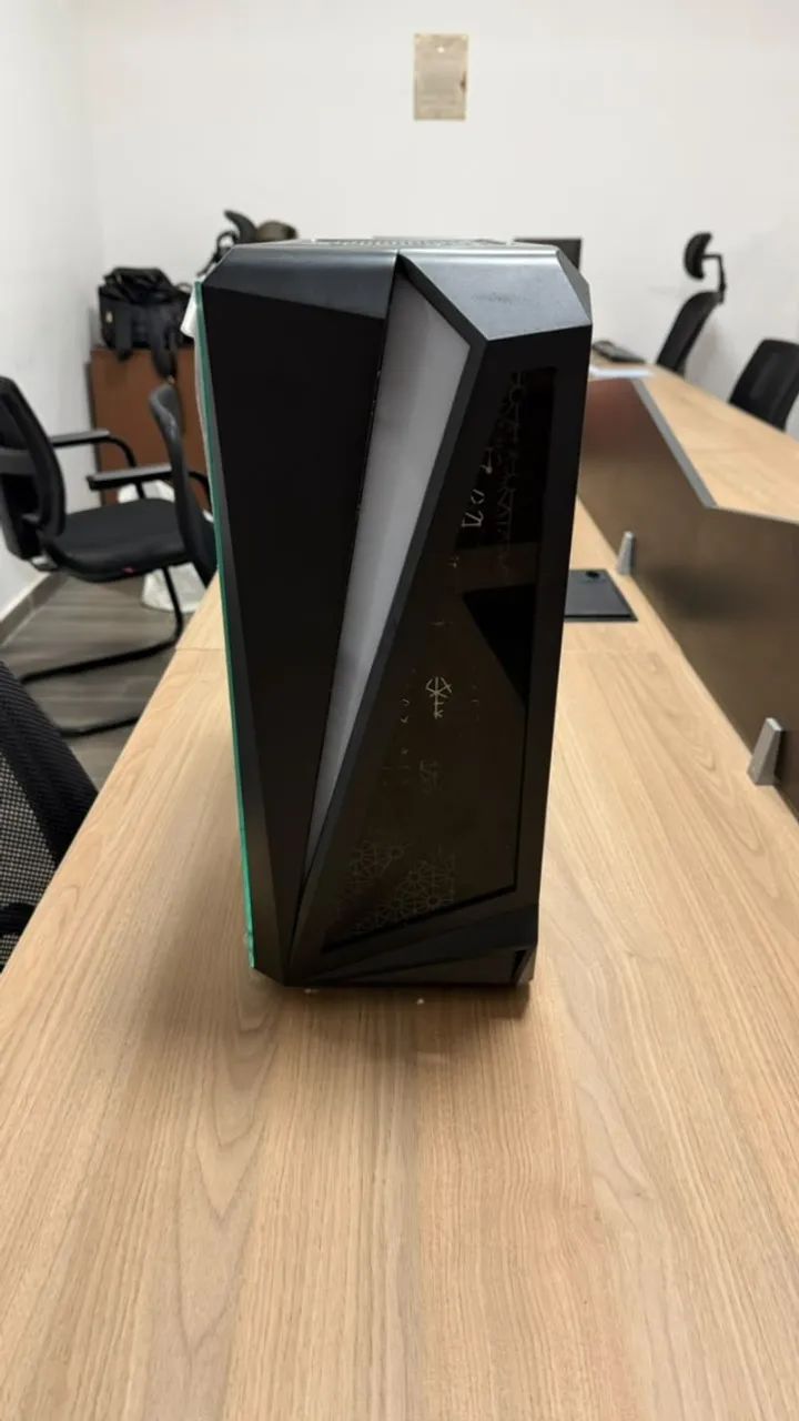 Gabinete ATX