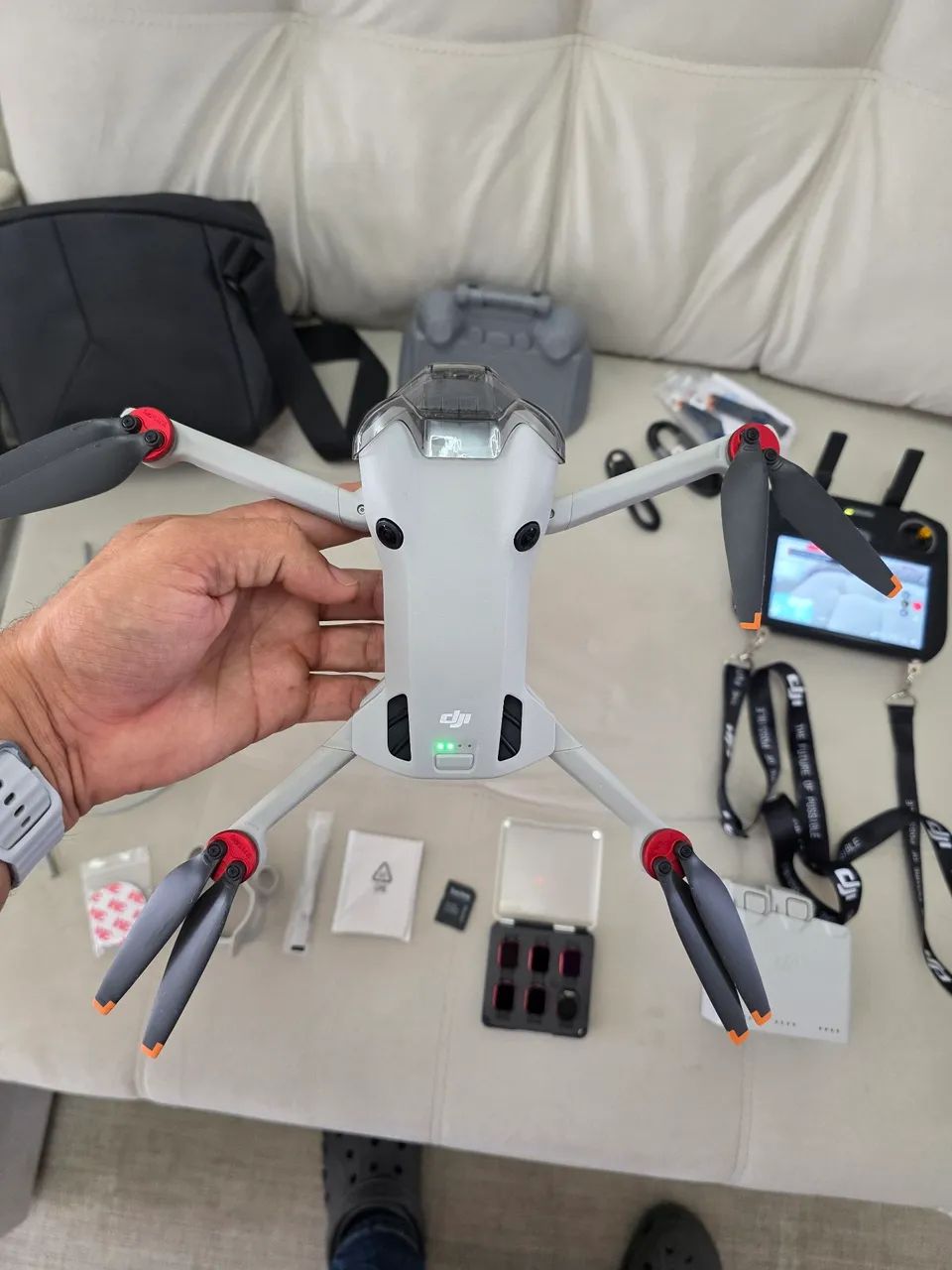 DJI Mini 4 Pro Fly More Combo + RC 2 com tela - Foto 3