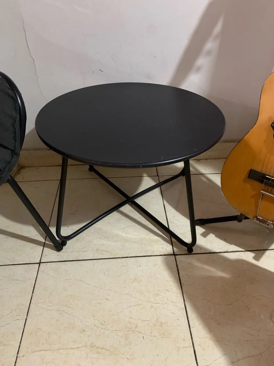 Poltrona com mesa de centro - Foto 5