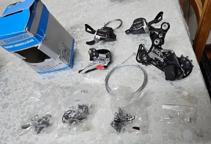 Roda, pedivela e kit slx completos