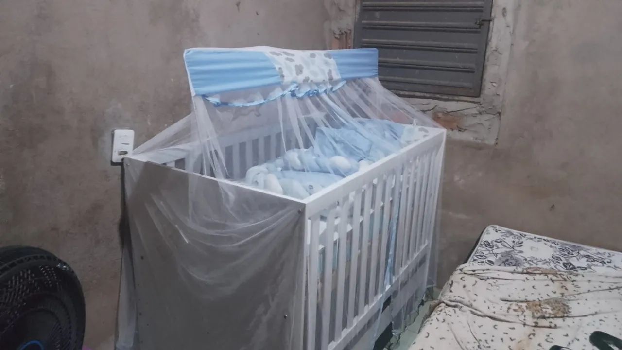 Berço, em bom estado