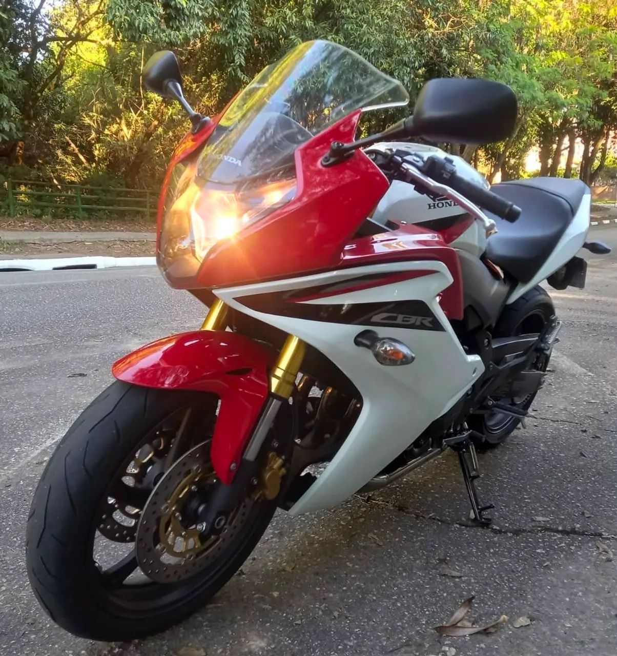 CBR 600 - Foto 2